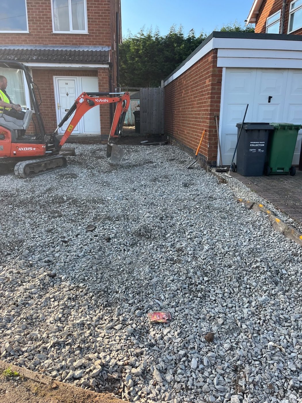 Block paved driveway — Sub-base