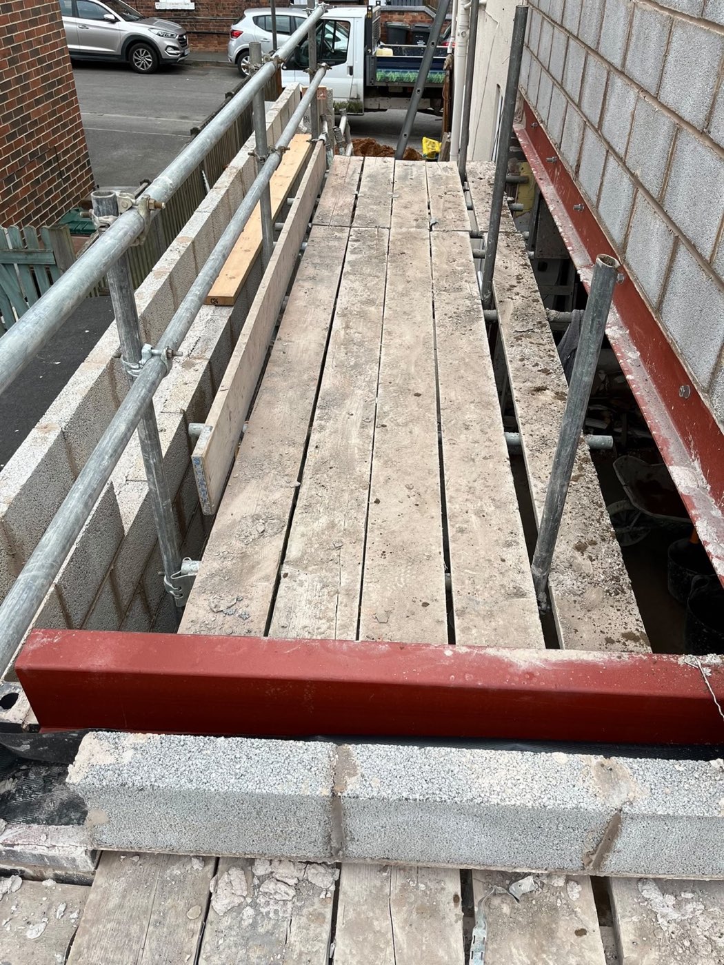 Steel beam into blockwork — Joists hung